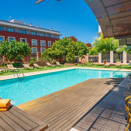 Apartaments Suites Sant Jordi Montbrió del Camp Eksteriør bilde