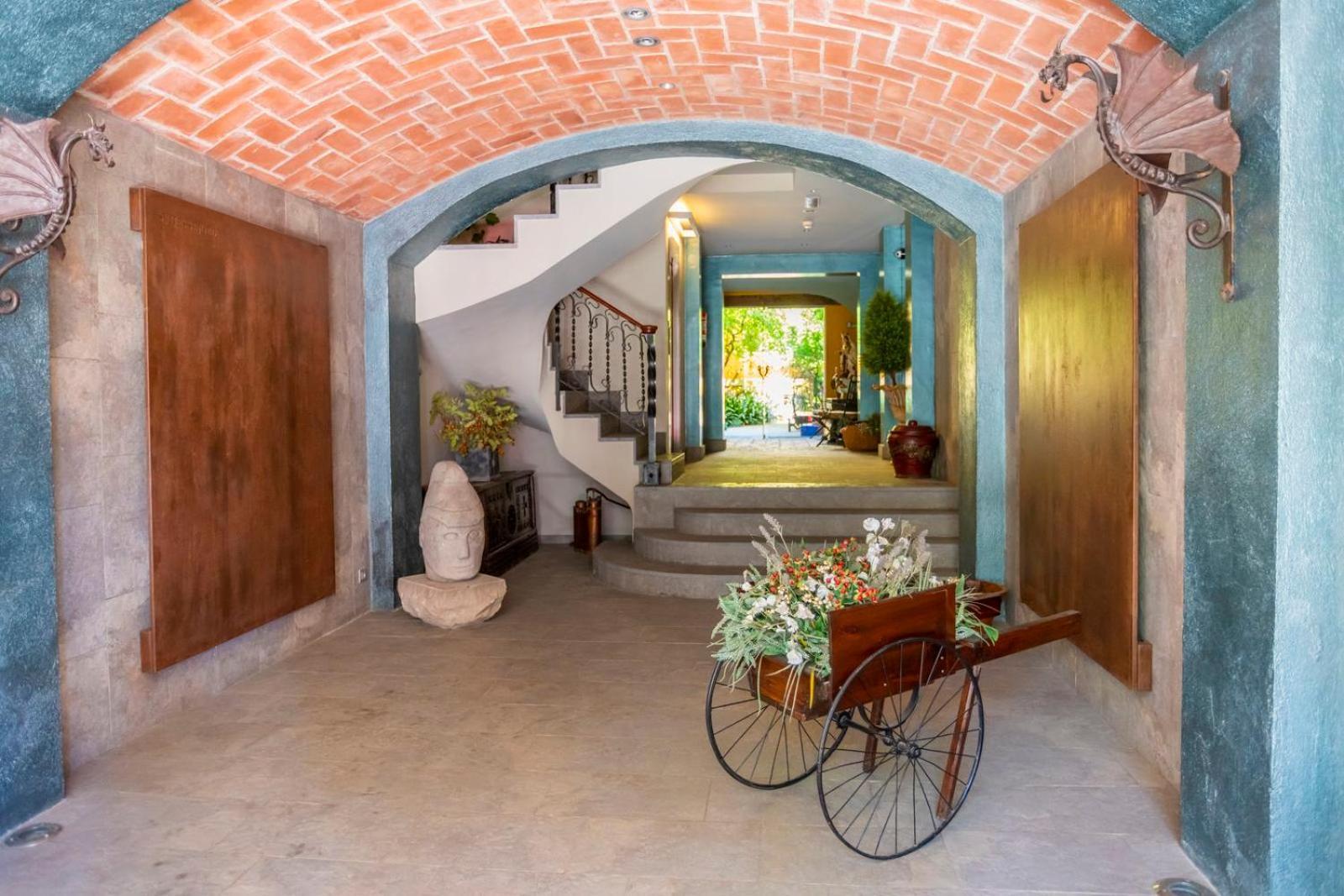 Apartaments Suites Sant Jordi Montbrió del Camp Eksteriør bilde
