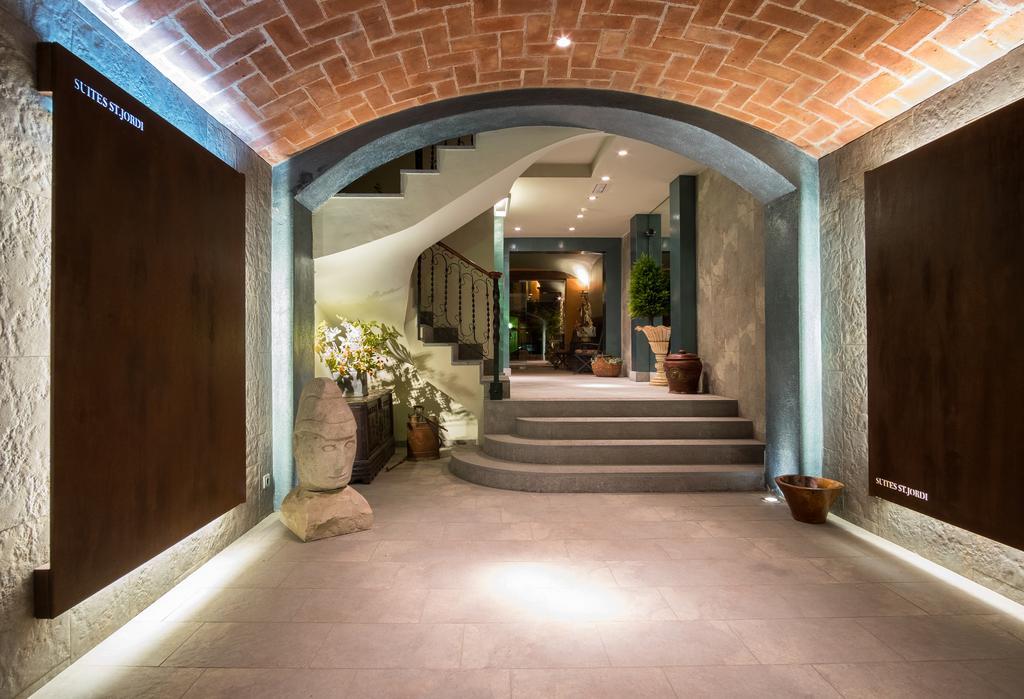 Apartaments Suites Sant Jordi Montbrió del Camp Eksteriør bilde