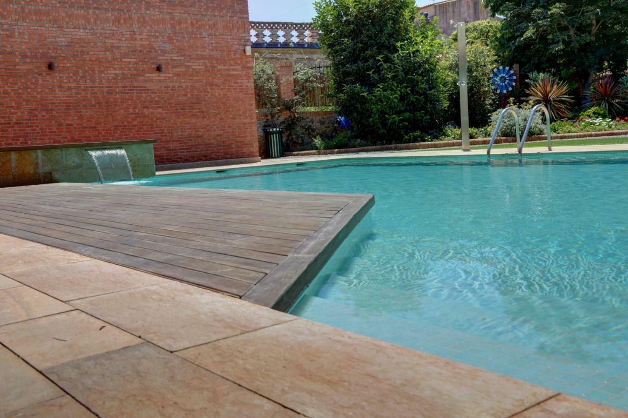 Apartaments Suites Sant Jordi Montbrió del Camp Eksteriør bilde